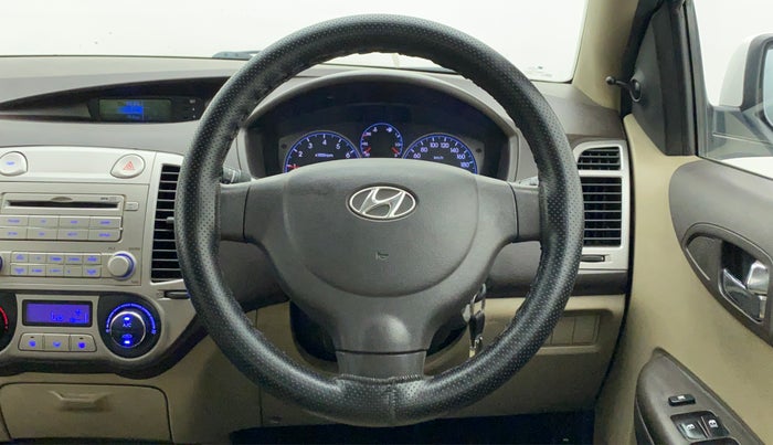 2010 Hyundai i20 MAGNA (O) 1.2, Petrol, Manual, 66,190 km, Steering Wheel Close Up