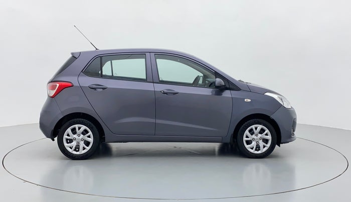 2017 Hyundai Grand i10 MAGNA 1.2 VTVT, Petrol, Manual, 41,356 km, Right Side View