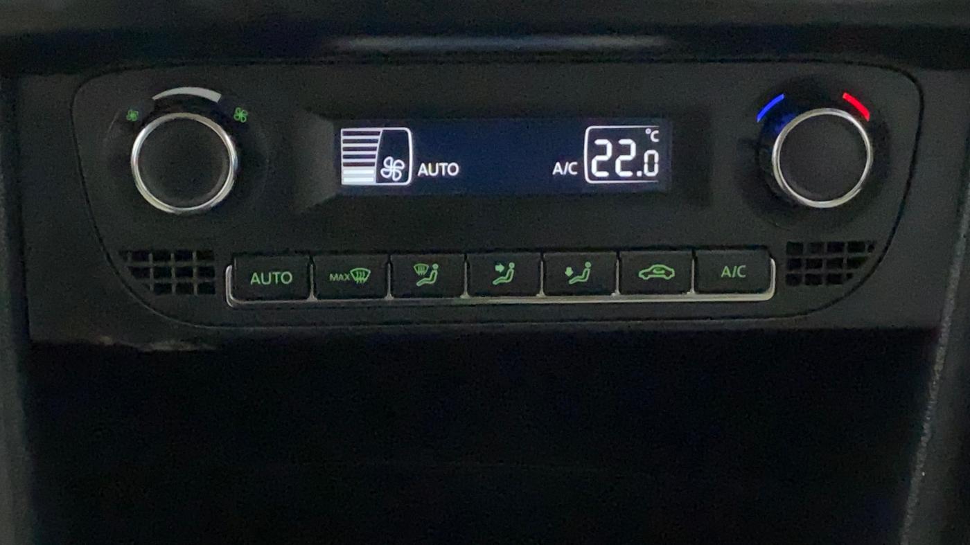 2018 Skoda Rapid AMBITION 1.6 MPI MT, Petrol, Manual, 72,869 km, Automatic Climate Control