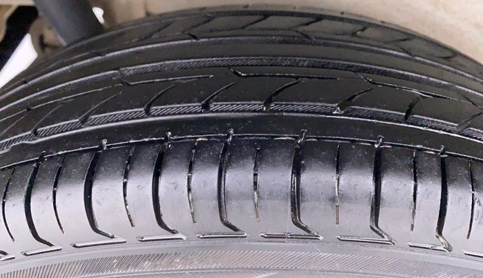 2018 Maruti Wagon R 1.0 VXI, Petrol, Manual, 64,775 km, Right Rear Tyre Tread