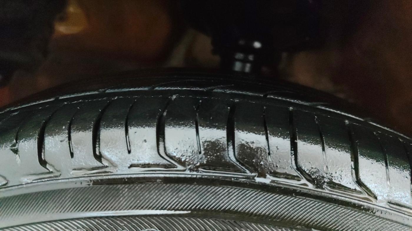 2018 Maruti Celerio X ZXI (O) AMT, Petrol, Automatic, 83,012 km, Left Front Tyre Tread