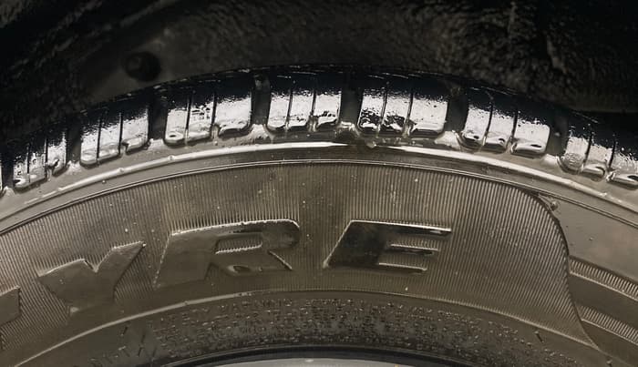 2013 Maruti A Star VXI (ABS) AT, Petrol, Automatic, 68,938 km, Left Rear Tyre Tread