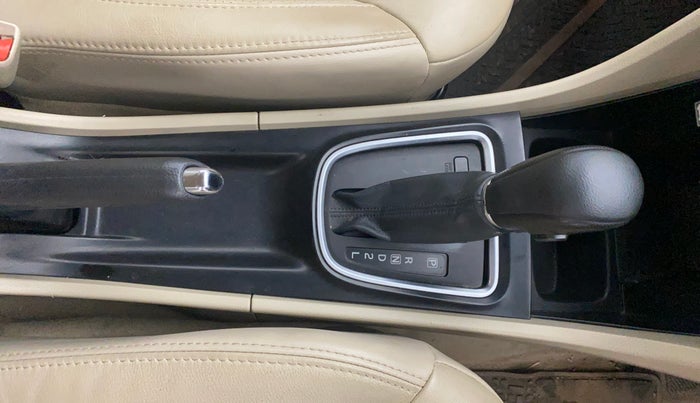 2018 Maruti Ciaz ALPHA  AT 1.5 SHVS PETROL, Petrol, Automatic, 40,028 km, Gear Lever