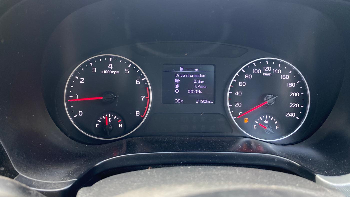 2022 KIA SELTOS HTK 1.5 PETROL, Petrol, Manual, 31,906 km, Odometer Image