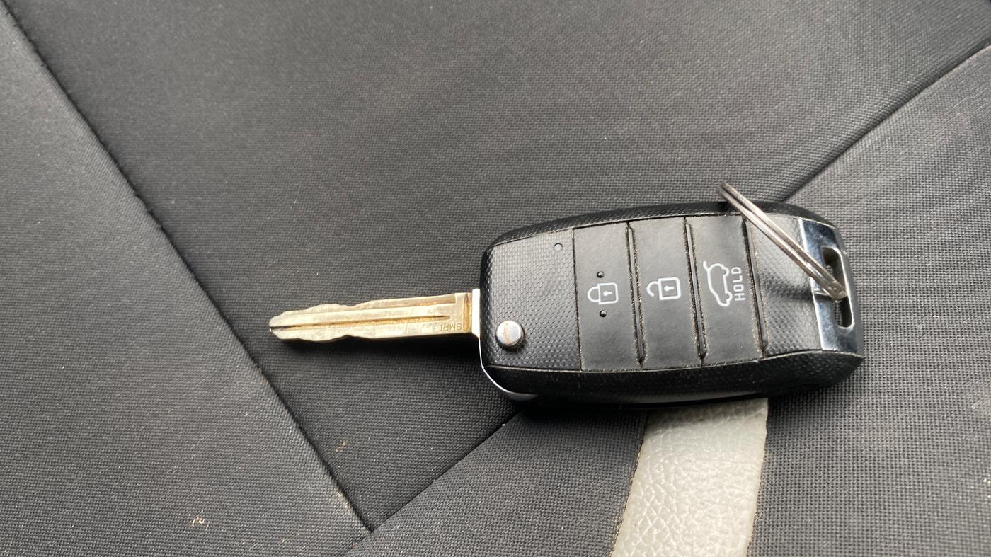 2022 KIA SELTOS HTK 1.5 PETROL, Petrol, Manual, 31,906 km, Key Close Up