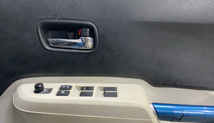 2018 Maruti IGNIS DELTA 1.2, Petrol, Manual, 6,239 km, Driver Side Door Panels Control