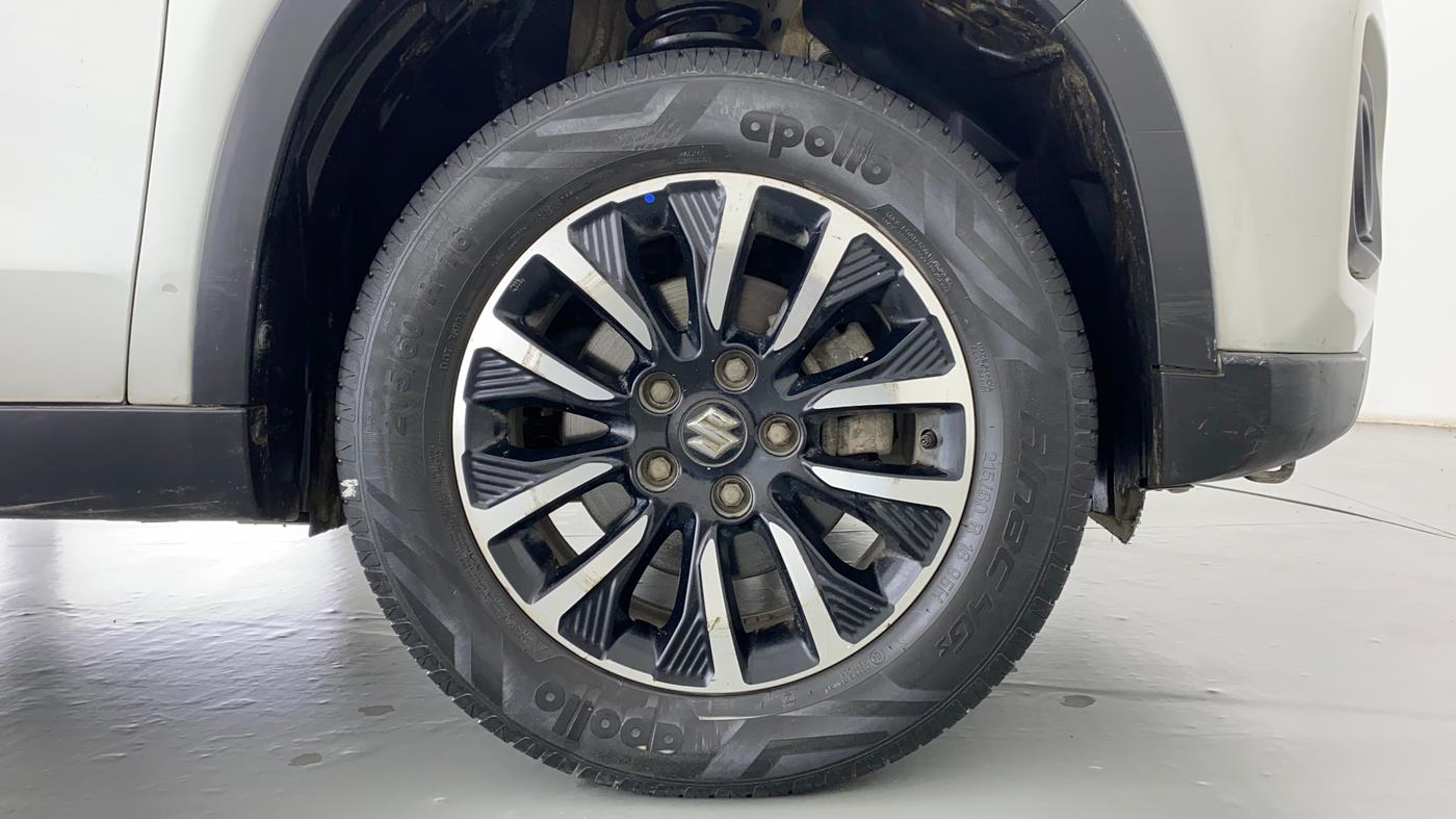 2020 Maruti Vitara Brezza ZXI +, Petrol, Manual, 25,778 km, Right Front Wheel