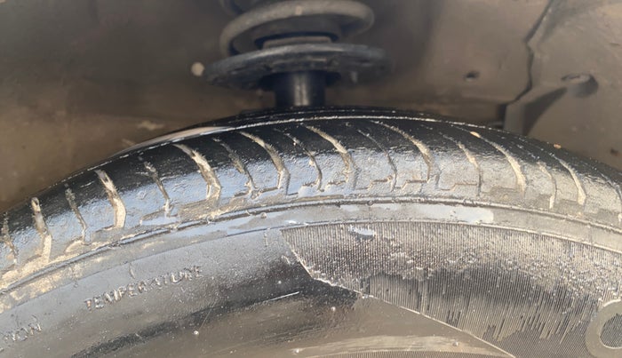 2017 Maruti Ciaz ALPHA 1.4 PETROL, Petrol, Manual, 1,46,733 km, Right Front Tyre Tread