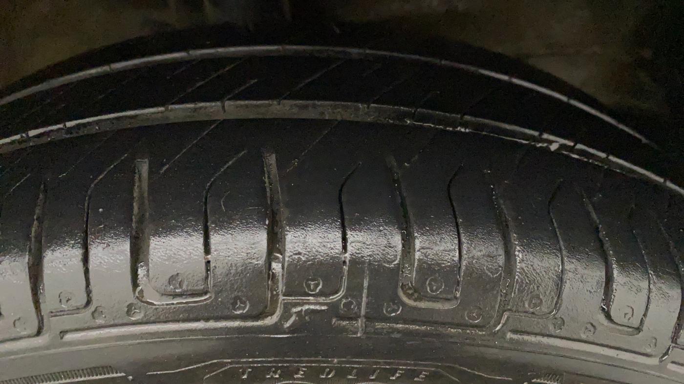 2010 Maruti Wagon R 1.0 VXI, Petrol, Manual, 69,539 km, Left Rear Tyre Tread