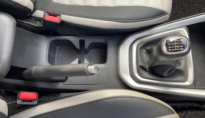 2022 KIA SONET HTX 1.0 IMT, Petrol, Manual, 46,162 km, Gear Lever