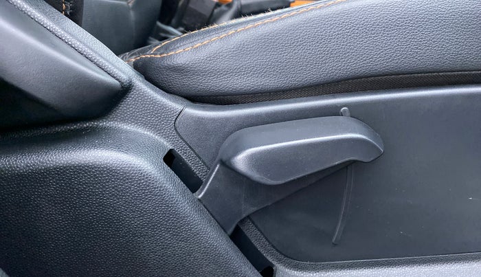 2019 Ford Ecosport 1.0 ECOBOOST TITANIUM SPORTS(SUNROOF), Petrol, Manual, 29,256 km, Driver Side Adjustment Panel