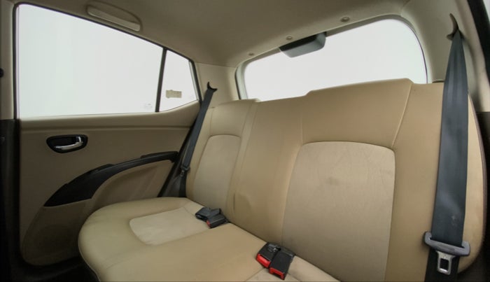 2013 Hyundai i10 MAGNA 1.2 KAPPA2, Petrol, Manual, 39,765 km, Right Side Rear Door Cabin