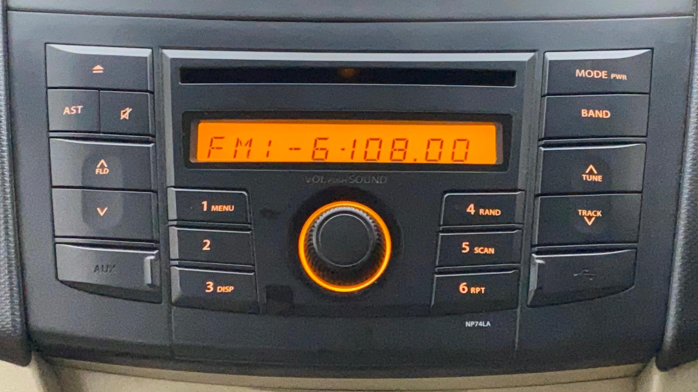 2014 Maruti Swift Dzire VXI, Petrol, Manual, 47,372 km, Infotainment System