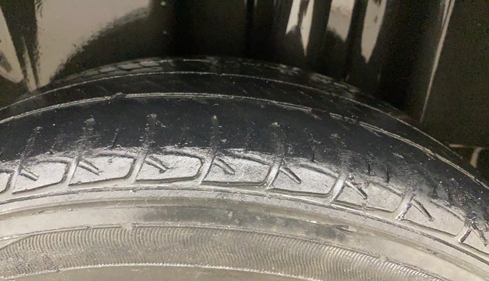 2021 Skoda Rapid AMBITION AT TSI, Petrol, Automatic, 60,382 km, Left Rear Tyre Tread