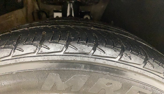 2021 Skoda Rapid AMBITION AT TSI, Petrol, Automatic, 60,382 km, Right Front Tyre Tread