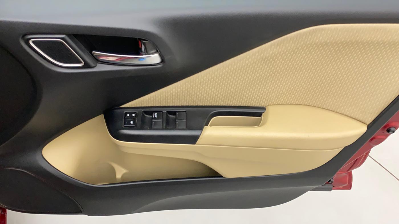 2020 Honda City 1.5L I-VTEC VX CVT, Petrol, Automatic, 42,130 km, Driver Side Door Panels Control