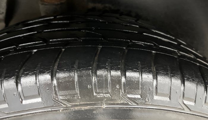 2017 Hyundai Creta SX PLUS AT 1.6 PETROL, Petrol, Automatic, 28,281 km, Right Rear Tyre Tread