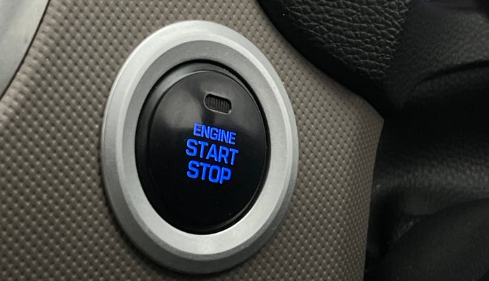 2017 Hyundai Creta SX PLUS AT 1.6 PETROL, Petrol, Automatic, 28,281 km, Keyless Start/ Stop Button