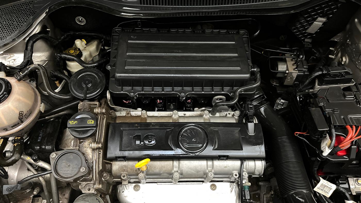 2018 Skoda Rapid STYLE 1.6 MPI AT, Petrol, Automatic, 64,510 km, Engine View