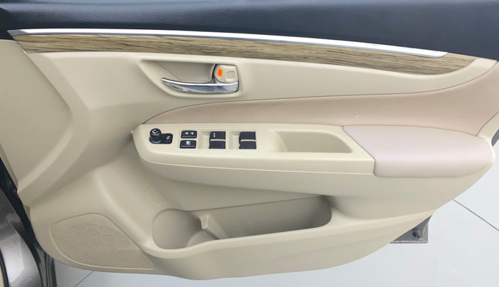 2021 Maruti Ciaz ZETA 1.5 SHVS MT PETROL, Petrol, Manual, 31,445 km, Driver Side Door Panels Control