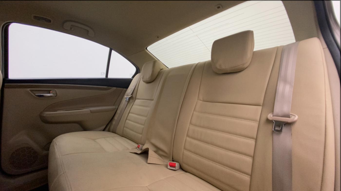 2021 Maruti Ciaz ZETA 1.5 SHVS MT PETROL, Petrol, Manual, 31,445 km, Right Side Rear Door Cabin
