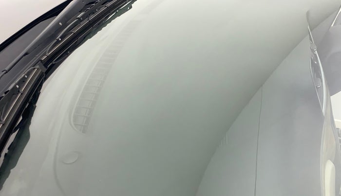 2021 Maruti Ciaz ZETA 1.5 SHVS MT PETROL, Petrol, Manual, 31,445 km, Front windshield - Minor spot on windshield