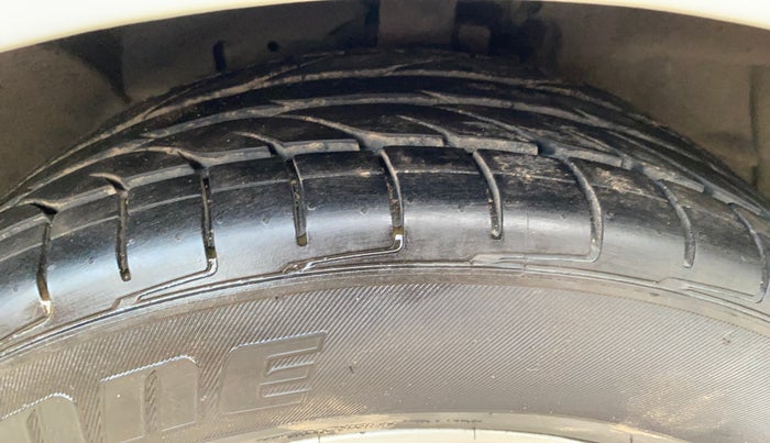 2020 Ford Ecosport TITANIUM 1.5L PETROL, Petrol, Manual, 57,564 km, Left Front Tyre Tread