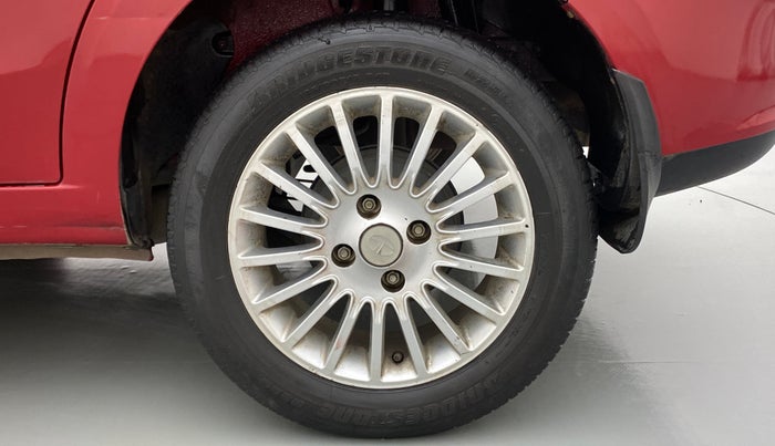 2015 Tata Zest XT QUADRAJET 90PS, Diesel, Manual, 80,609 km, Left Rear Wheel