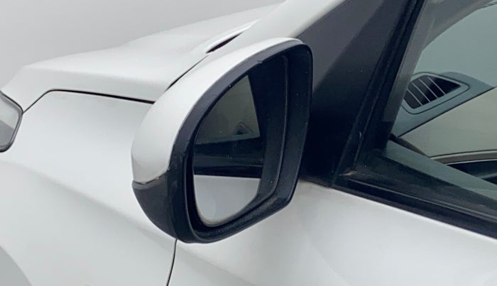 2017 Hyundai Elite i20 MAGNA 1.4 AT, Petrol, Automatic, 62,100 km, Left rear-view mirror - Mirror motor not working