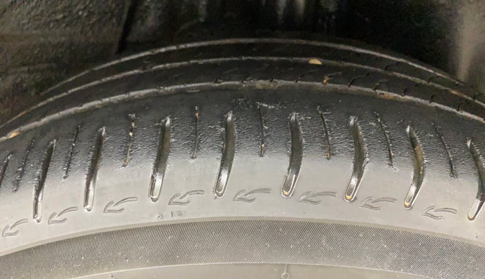 2023 Tata ALTROZ XZ PLUS PETROL, Petrol, Manual, 32,425 km, Left Rear Tyre Tread