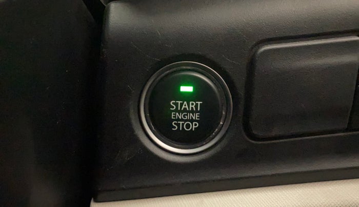 2023 Tata ALTROZ XZ PLUS PETROL, Petrol, Manual, 32,425 km, Keyless Start/ Stop Button