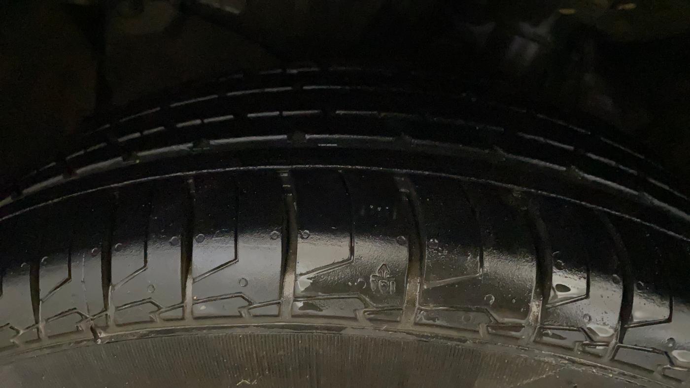 2018 Honda WR-V 1.2L I-VTEC VX MT, CNG, Manual, 60,111 km, Left Front Tyre Tread
