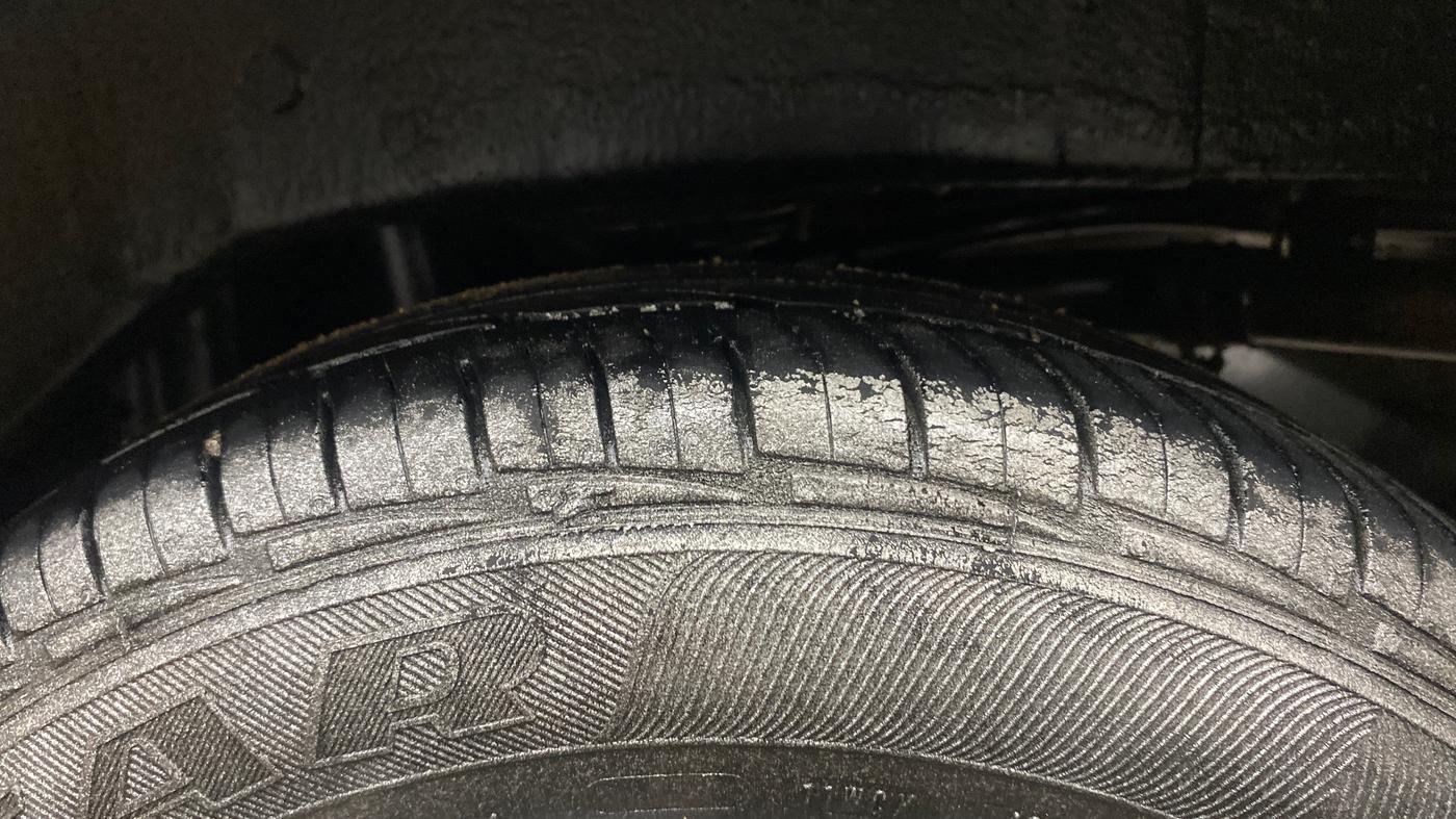 2019 Maruti Alto LXI O, Petrol, Manual, 58,465 km, Left Rear Tyre Tread