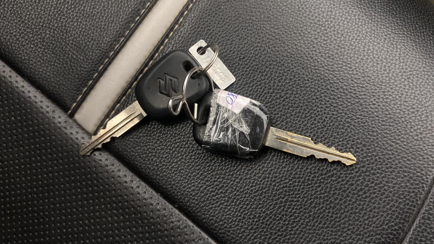 2019 Maruti Alto LXI O, Petrol, Manual, 58,465 km, Key Close Up