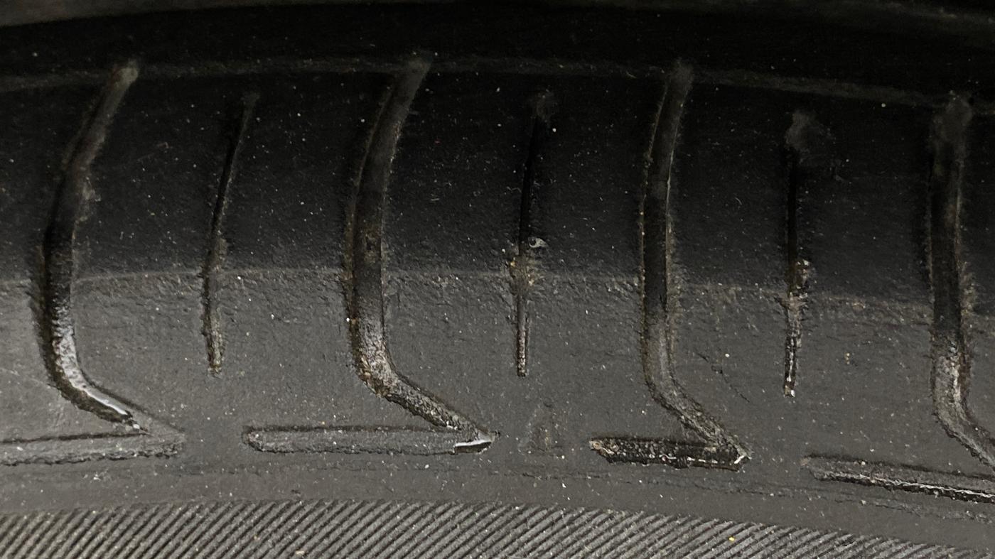 2021 KIA SELTOS HTX 1.5 PETROL, Petrol, Manual, 50,464 km, Right Front Tyre Tread