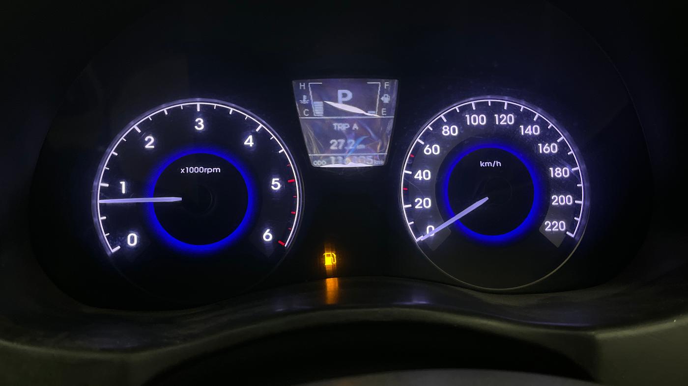 2013 Hyundai Verna FLUIDIC 1.6 CRDI SX OPT AT, Diesel, Automatic, 1,16,380 km, Odometer Image