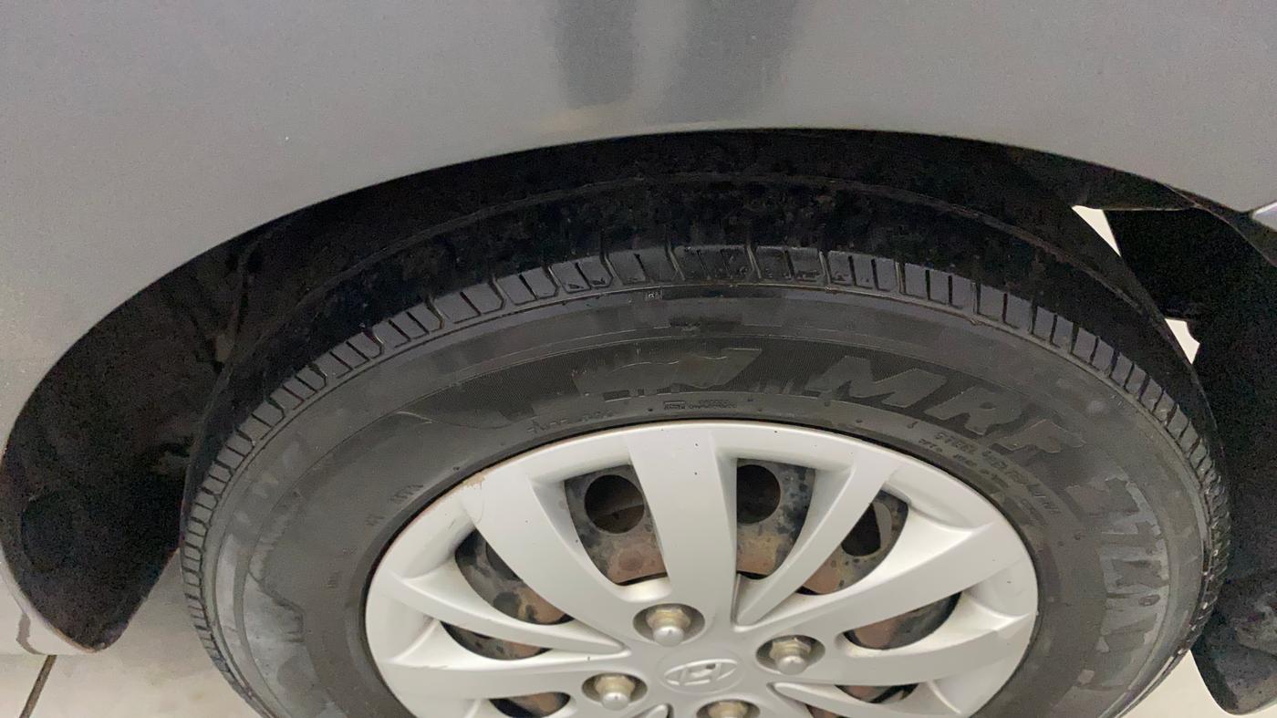 2013 Hyundai i10 MAGNA 1.2, Petrol, Manual, 98,231 km, Left Rear Tyre Tread