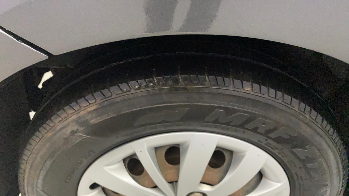 2013 Hyundai i10 MAGNA 1.2, Petrol, Manual, 98,231 km, Right Rear Tyre Tread