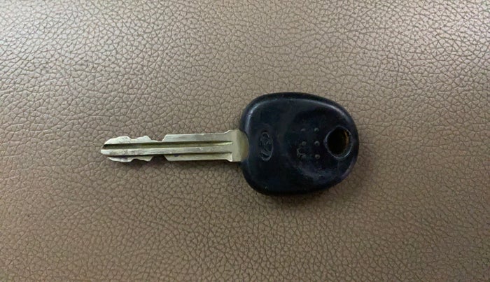 2013 Hyundai i10 MAGNA 1.2, Petrol, Manual, 98,231 km, Key Close Up