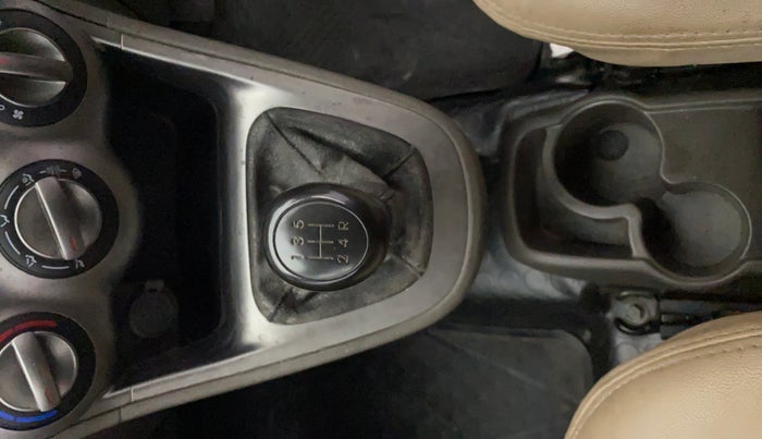 2013 Hyundai i10 MAGNA 1.2, Petrol, Manual, 98,231 km, Gear Lever