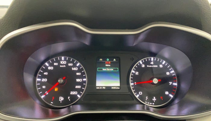 2023 MG ASTOR STYLE 1.5 MT, Petrol, Manual, 30,803 km, Odometer Image