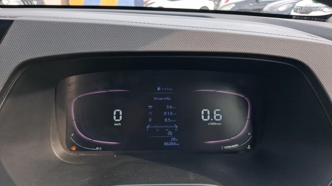 2023 KIA CARENS PRESTIGE 1.5 PETROL 7 STR, Petrol, Manual, 86,274 km, Odometer Image