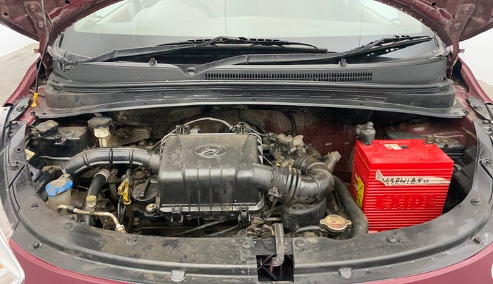 2014 Hyundai i10 SPORTZ 1.1, Petrol, Manual, 64,570 km, Engine View