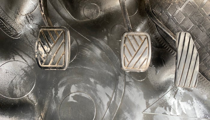 2012 Maruti Wagon R 1.0 VXI, Petrol, Manual, 53,374 km, Pedals