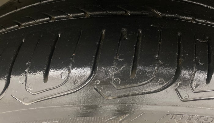 2022 Tata ALTROZ XZA, Petrol, Automatic, 21,096 km, Left Front Tyre Tread