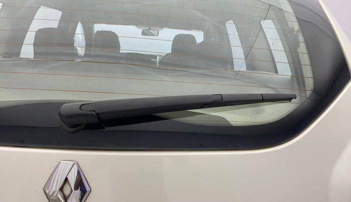 2017 Renault Duster 110 PS RXZ 4X2 AMT DIESEL, Diesel, Automatic, 1,03,924 km, Rear Wiper