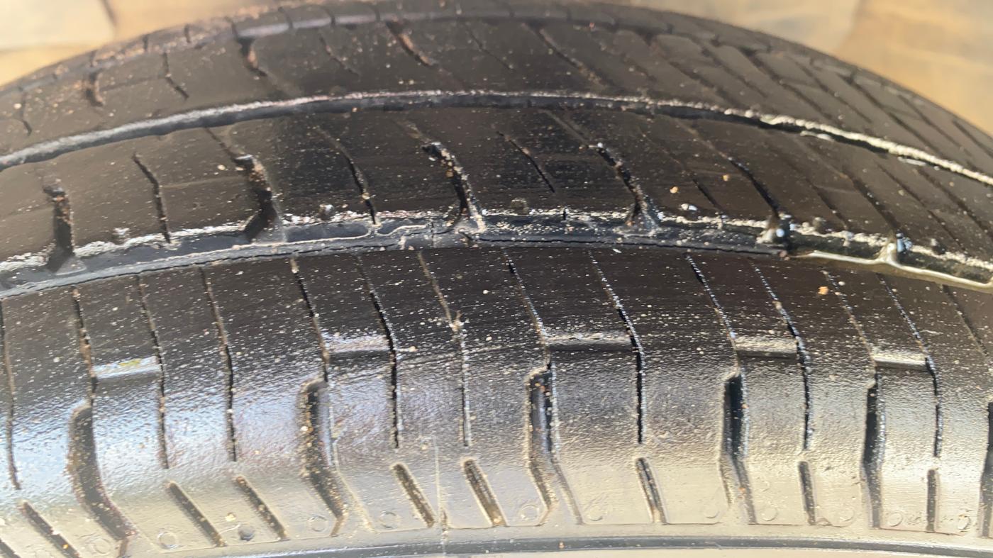 2016 Datsun Redi Go T (O), Petrol, Manual, 51,110 km, Left Front Tyre Tread