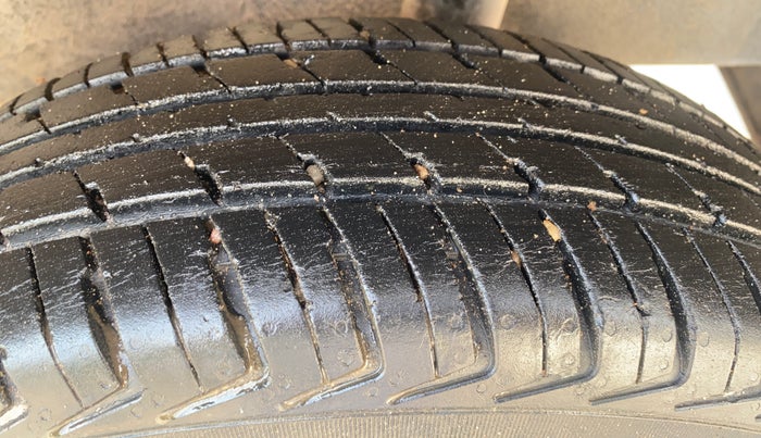 2016 Datsun Redi Go T (O), Petrol, Manual, 51,110 km, Left Rear Tyre Tread