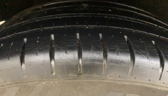 2021 Toyota Glanza G, Petrol, Manual, 31,028 km, Right Rear Tyre Tread