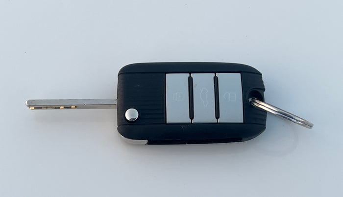 2022 MG ASTOR SUPER 1.5 MT, Petrol, Manual, 14,356 km, Key Close Up